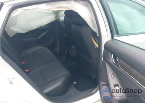 2022 Honda Accord Hybrid Touring from USA, damaged, VIN 1HGCV3F95NA013691